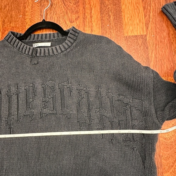 Zara Men's Charcoal Crewneck Sweater Distressed Style - Picture 12 of 15